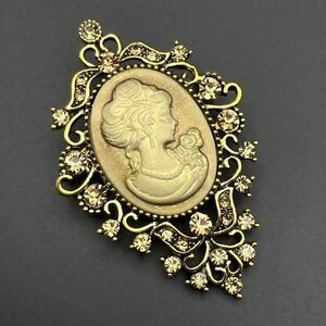Antique Yellow Gold with Champagne Crystal Victorian Lady Cameo Pin Back Brooch